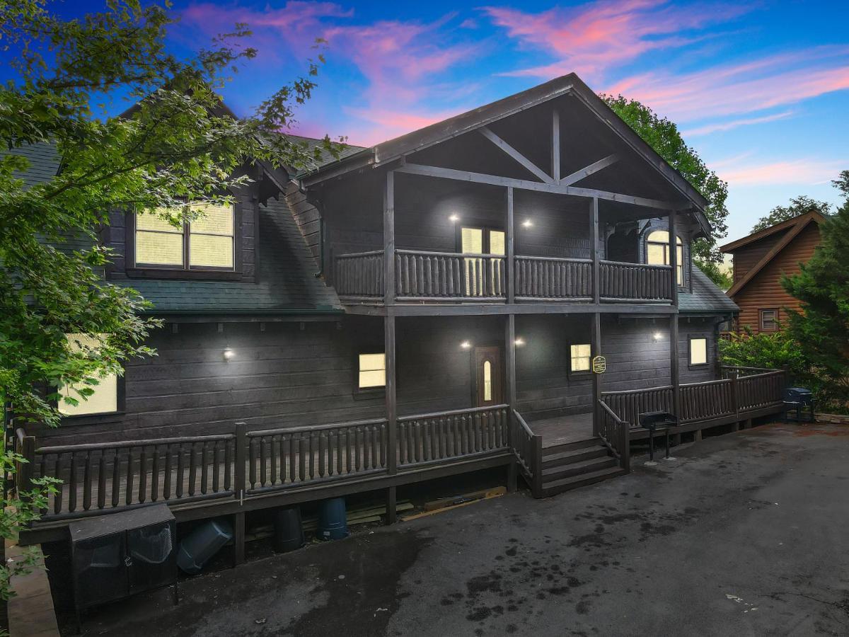 Smokystays 6 Bedroom Cabin ピジョンフォージ エクステリア 写真