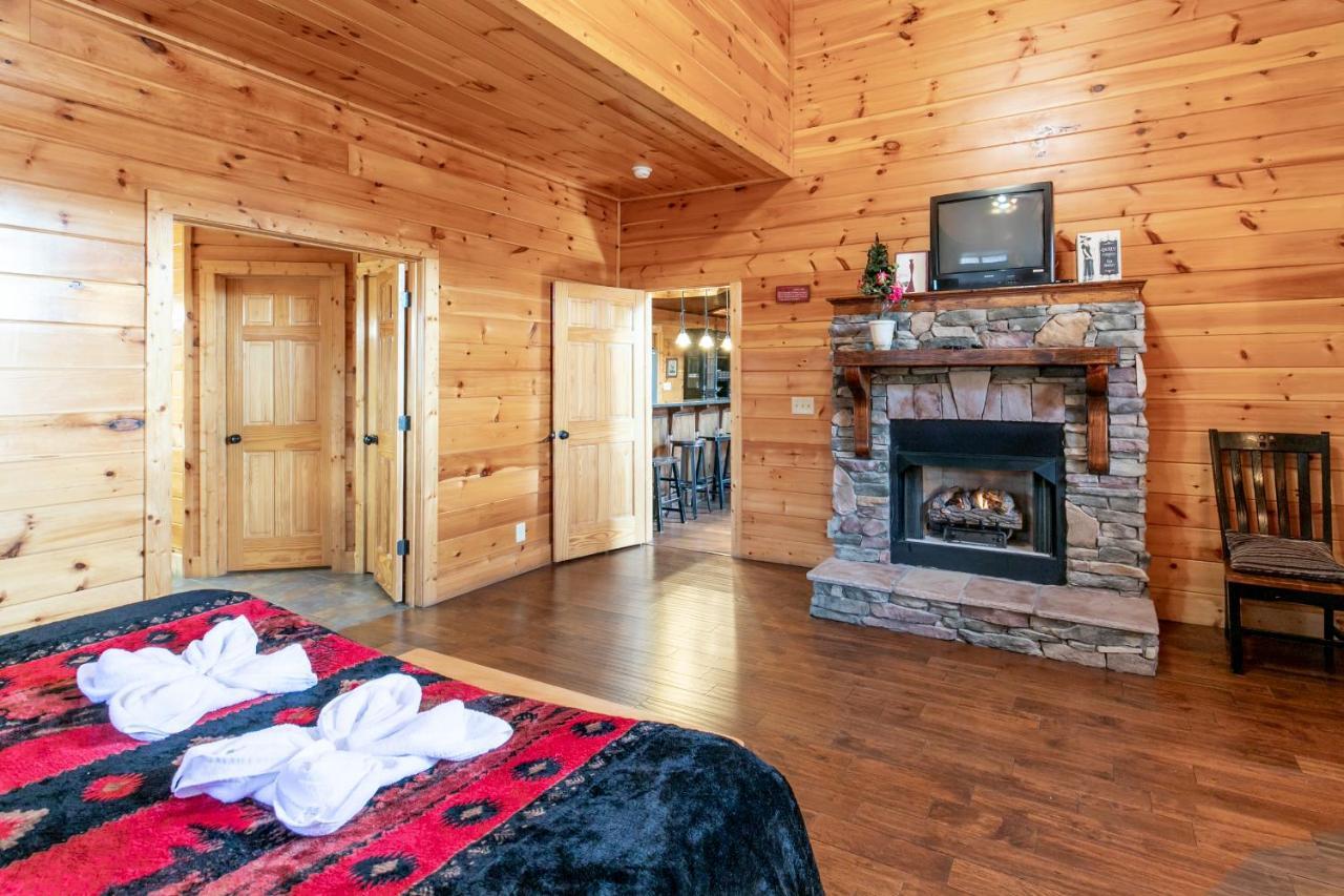 Smokystays 6 Bedroom Cabin ピジョンフォージ エクステリア 写真